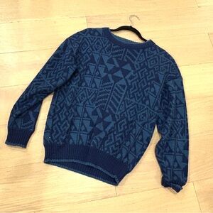 Vintage Blue Patterned Crew Neck Sweater